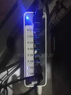 10-Port USB 3.0 High-Speed Data Transfer Hub