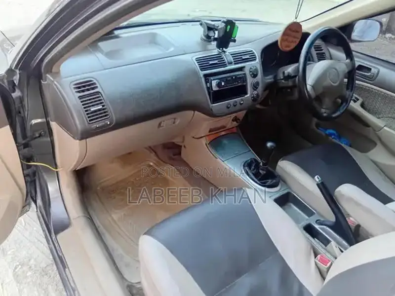 Honda Civic ES Sedan - Well-Maintained Sporty Sedan