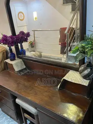 Photo - Classic White Dressing Table with Matching Sitting Stool