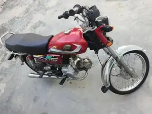 Photo - 70 Model Punjab Registered Motorcycle