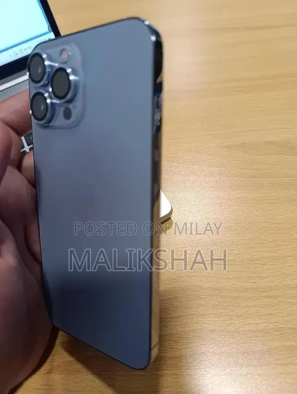 Apple iPhone 13 Pro Max 128GB Dual SIM Smartphone