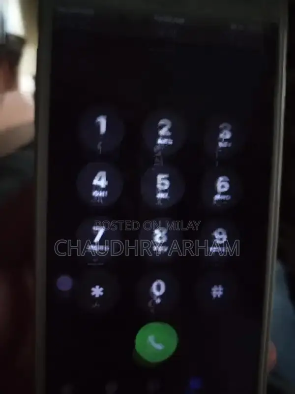 Apple iPhone 7 Plus Smartphone in Mint Condition