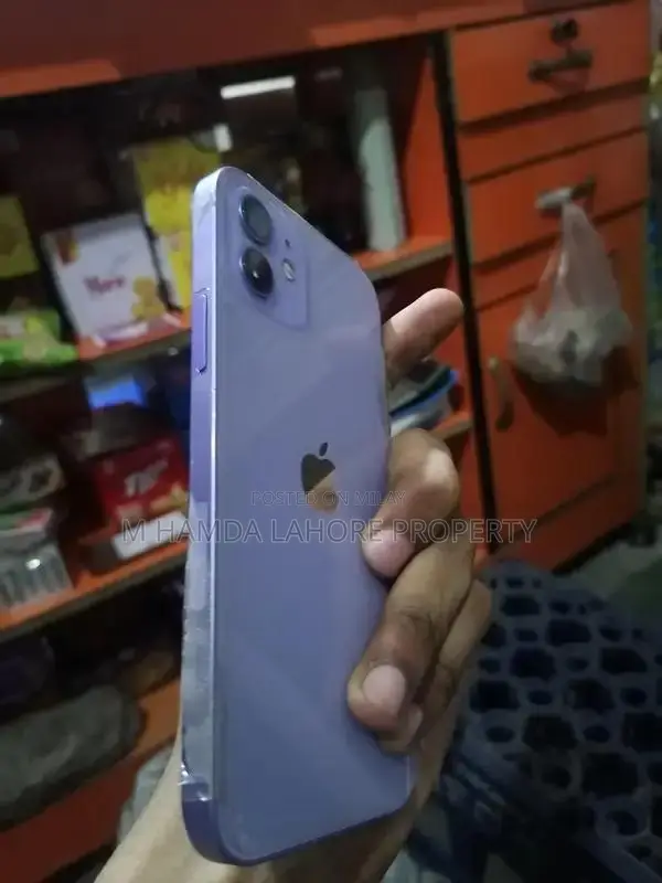 128GB Apple Smartphone with Original Box and High Battery Health