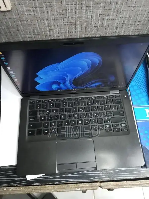 Dell Latitude E5400 Business Laptop Core i7 8th Gen