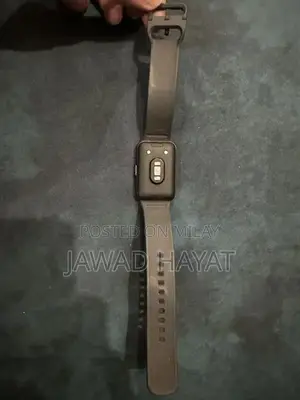 Samsung Fitness Smartwatch with Comprehensive Health Tracking