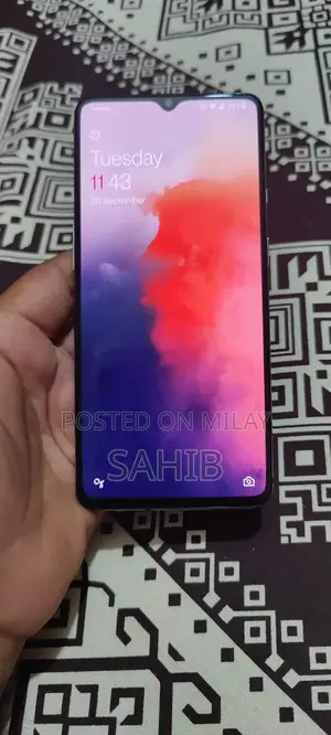 High Performance OnePlus Smartphone with Clear Display