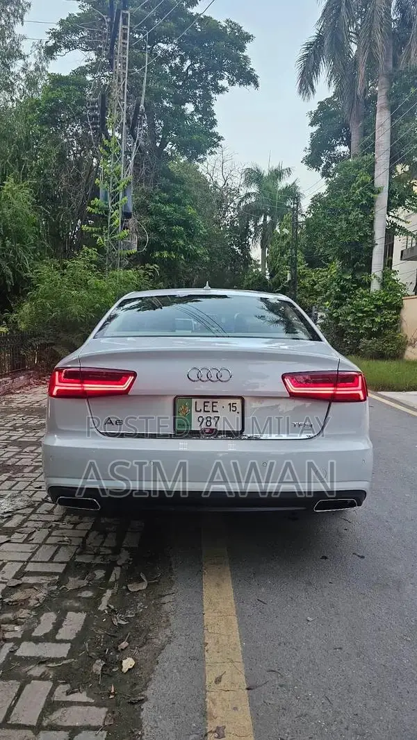 Audi A6 2015 Luxury Sedan - White Executive Car