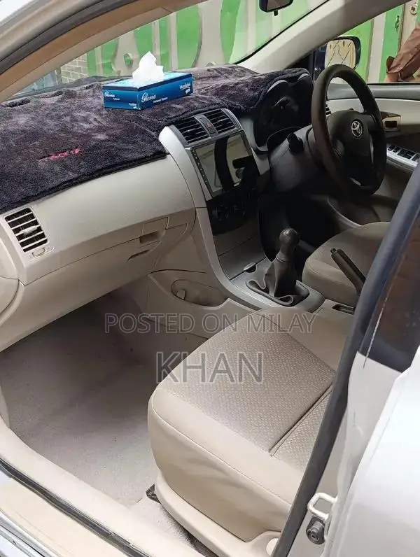 Toyota Corolla GLI 2010 Sedan Automatic