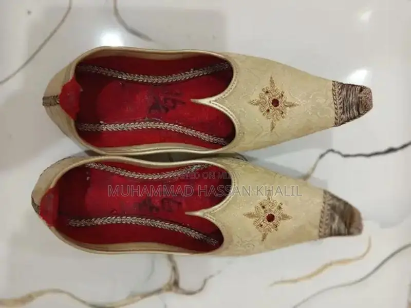 Elegant Branded Dulha Wedding Sherwani Set with Kulla and Traditional