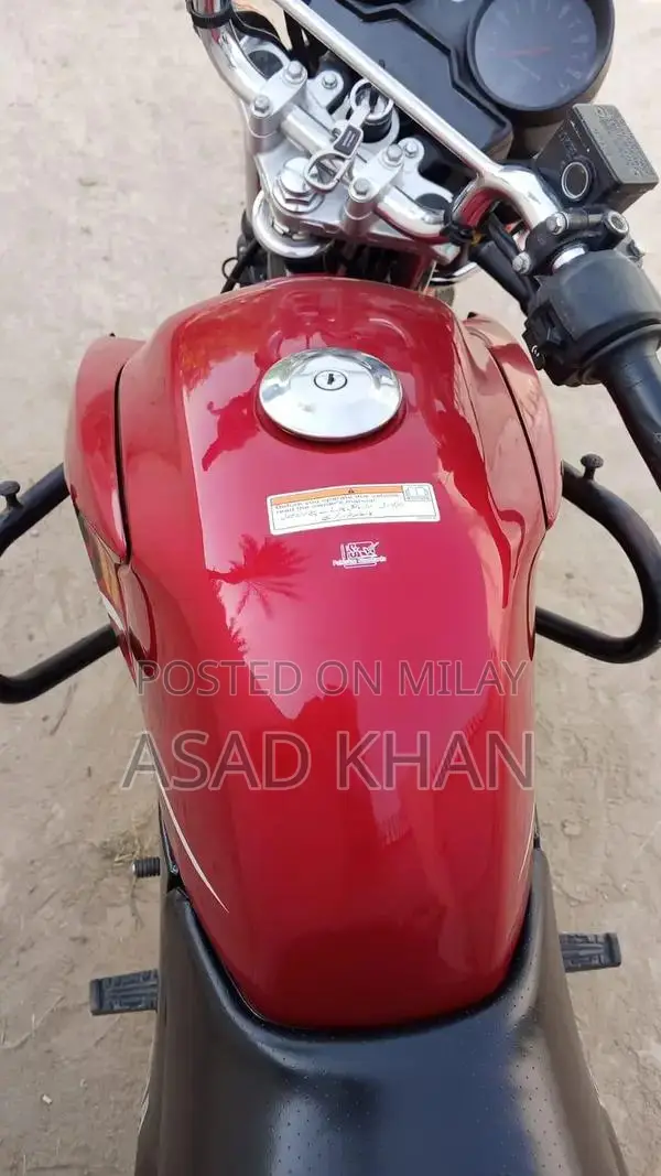 Yamaha YBR 125cc Motorcycle - Low Mileage, Excellent Condition