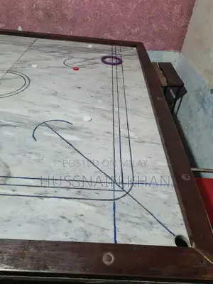 Carom Board 6-Inch Gaming Set with 3 Chairs