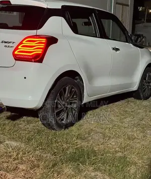 Suzuki Swift GLX Compact Hatchback - Low Mileage Excellent Condition