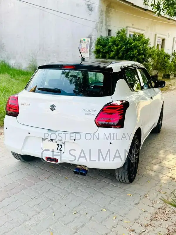 Suzuki Swift GLX Compact Hatchback - Low Mileage Excellent Condition