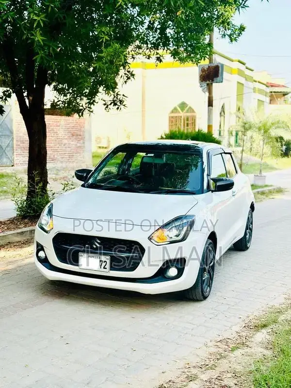 Suzuki Swift GLX Compact Hatchback - Low Mileage Excellent Condition