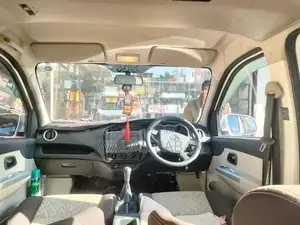 Karvaan Plus Premium Sedan - Spacious Family Vehicle