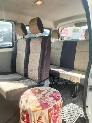 Karvaan Plus Premium Sedan - Spacious Family Vehicle