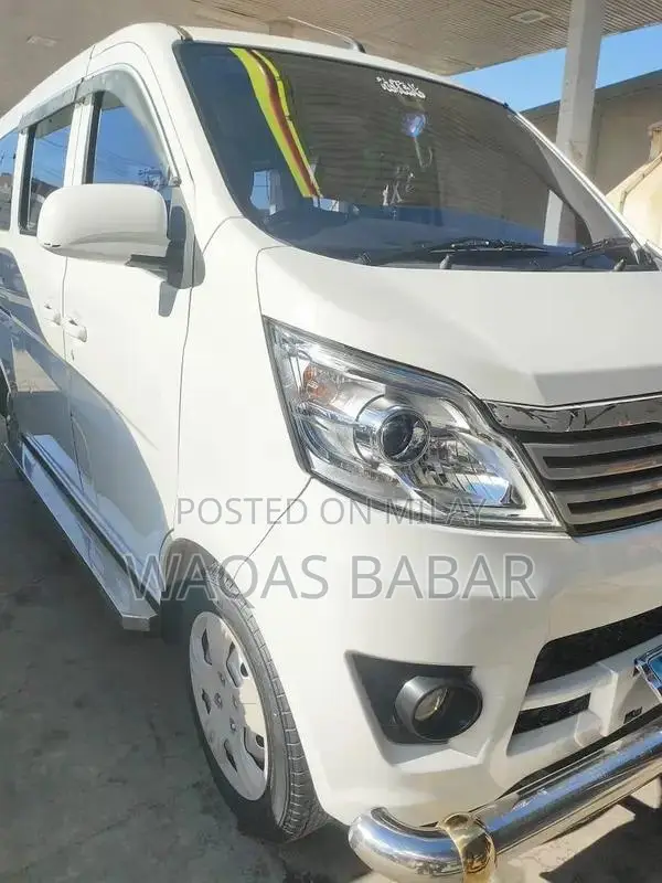 Karvaan Plus Premium Sedan - Spacious Family Vehicle