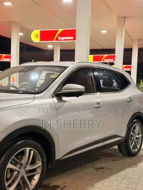 MG HS Trophy Turbo Compact SUV - Low Mileage