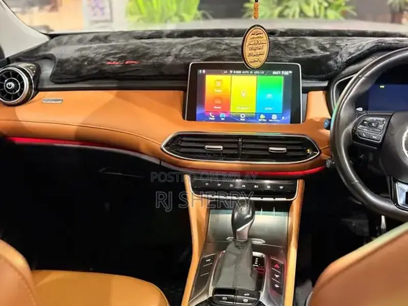 MG HS Trophy Turbo Compact SUV - Low Mileage