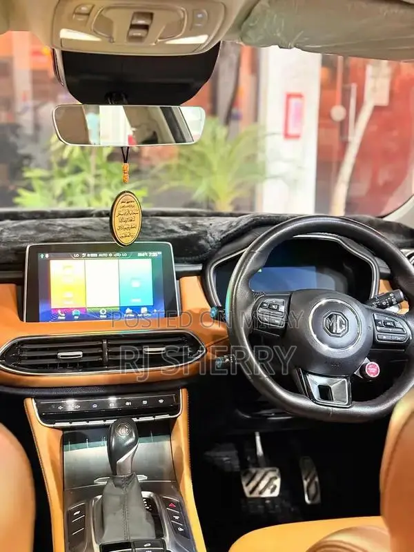 MG HS Trophy Turbo Compact SUV - Low Mileage