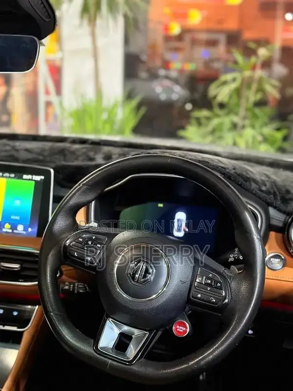 MG HS Trophy Turbo Compact SUV - Low Mileage