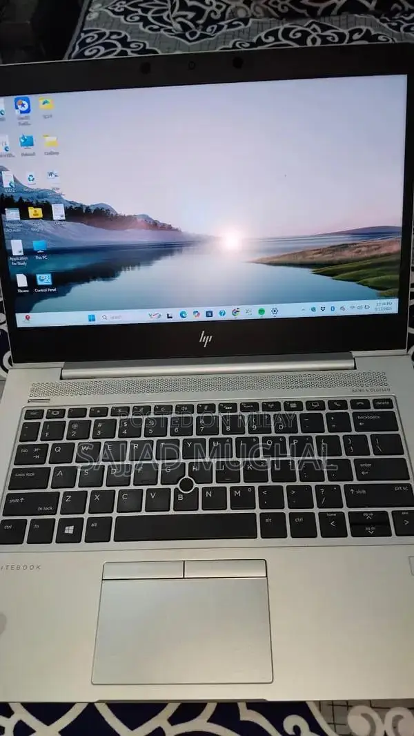 HP Laptop 8th Gen Core i7 TouchScreen Ultrabook