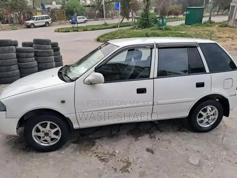 2017 Suzuki Cultus Manual Transmission Low Mileage Sedan