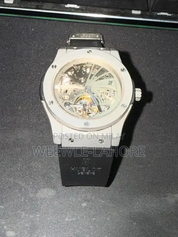Hublot Geneve Classic Fusion Luxury Swiss Wristwatch