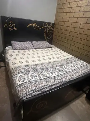 Photo - Complete Bedroom Set with Bed, Side Tables, Dressing, and Showcase