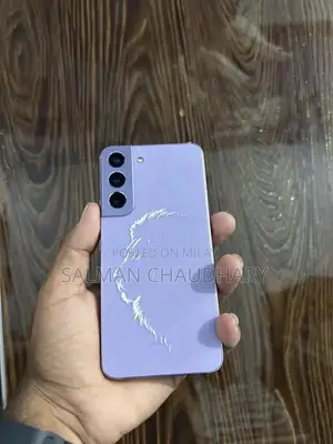 Samsung Galaxy S22 Smartphone Pristine Condition