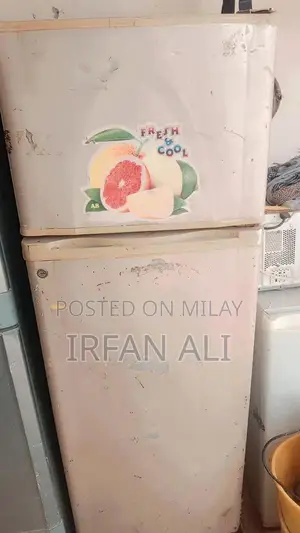 Photo - Compact Portable Humidifier with Advanced Cooling Features