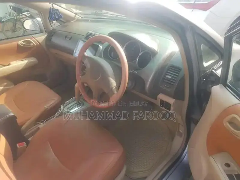 2005 City Automatic Sedan with Genuine Digital Features