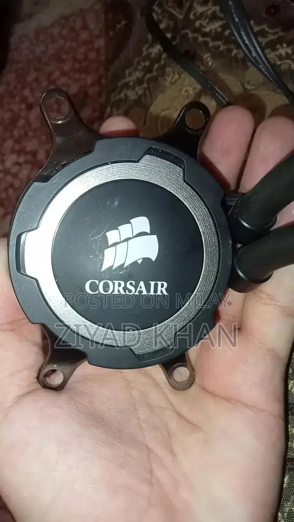 Corsair 120mm Single-Fan AIO CPU Water Cooling System