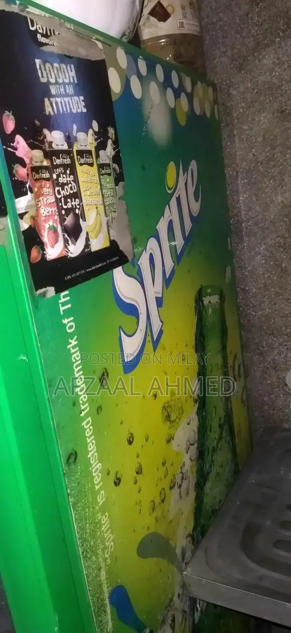 Commercial Single Door Bakery Refrigerator with Compressor