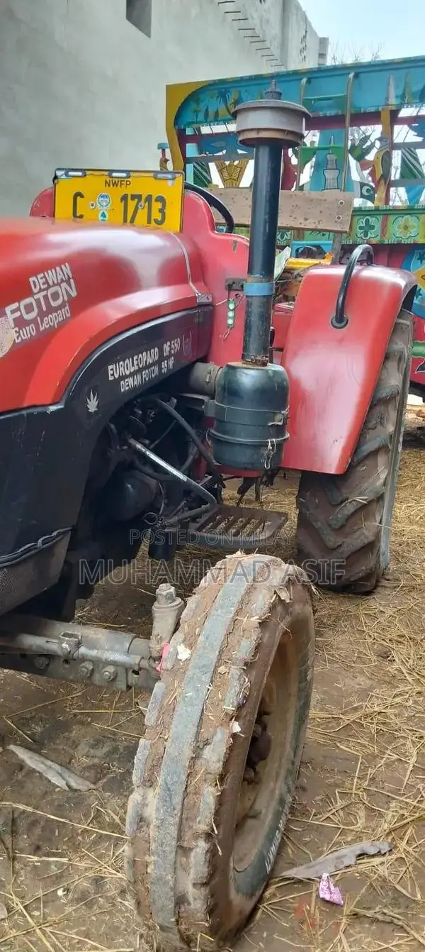 Dewan 550 Agricultural Tractor - Reliable Farm Machinery