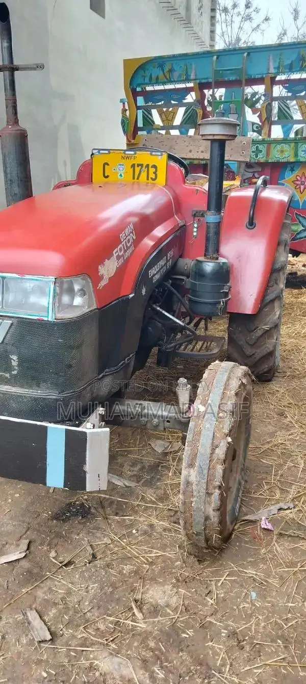 Dewan 550 Agricultural Tractor - Reliable Farm Machinery