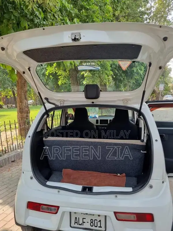 Suzuki Alto 2022 VXL Compact Hatchback