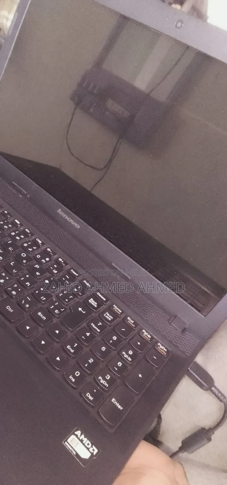 Laptop Lenovo 4GB HDD+SSD 72GB