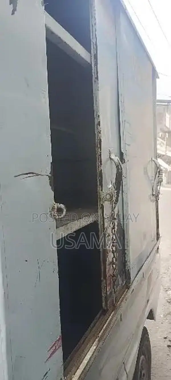 Suzuki Ravi 2008 Commercial Utility Vehicle with CNG