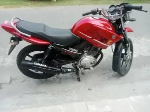 Photo - Yamaha YBR 125 G Motorcycle - Low Mileage, Clean Condition