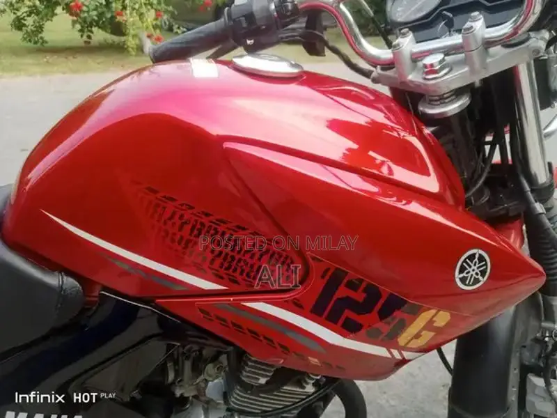 Yamaha YBR 125 G Motorcycle - Low Mileage, Clean Condition