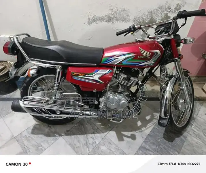 Honda CG 125 Motorcycle - Low Mileage Commuter Bike