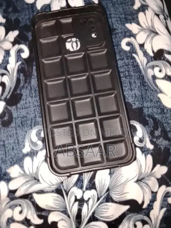 Universal Phone and Tablet Protective Cover