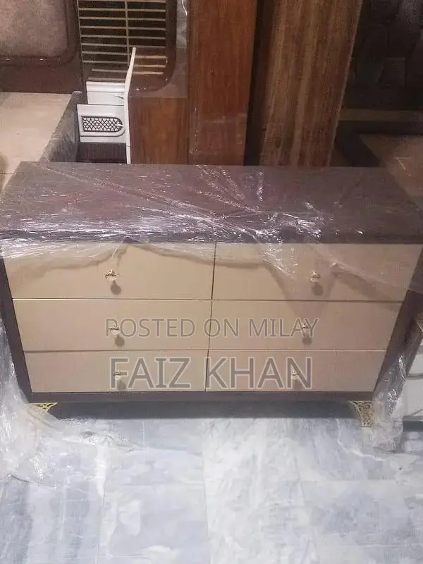 Modern Wooden Dresser - High-Quality Home Furniture