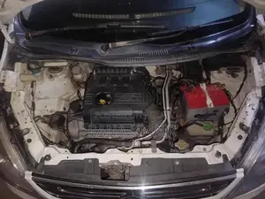 Suzuki Wagon R VXL Compact Hatchback