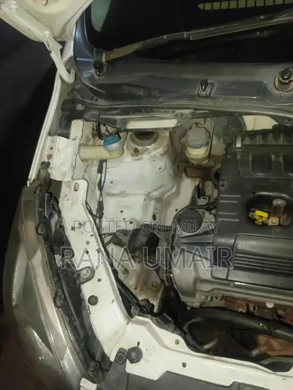 Suzuki Wagon R VXL Compact Hatchback