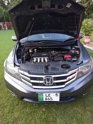 Honda City Sedan 2015 - Well-Maintained Compact Car