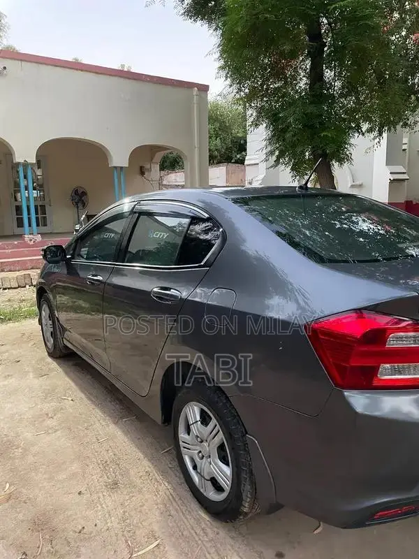 Honda City Sedan 2015 - Well-Maintained Compact Car