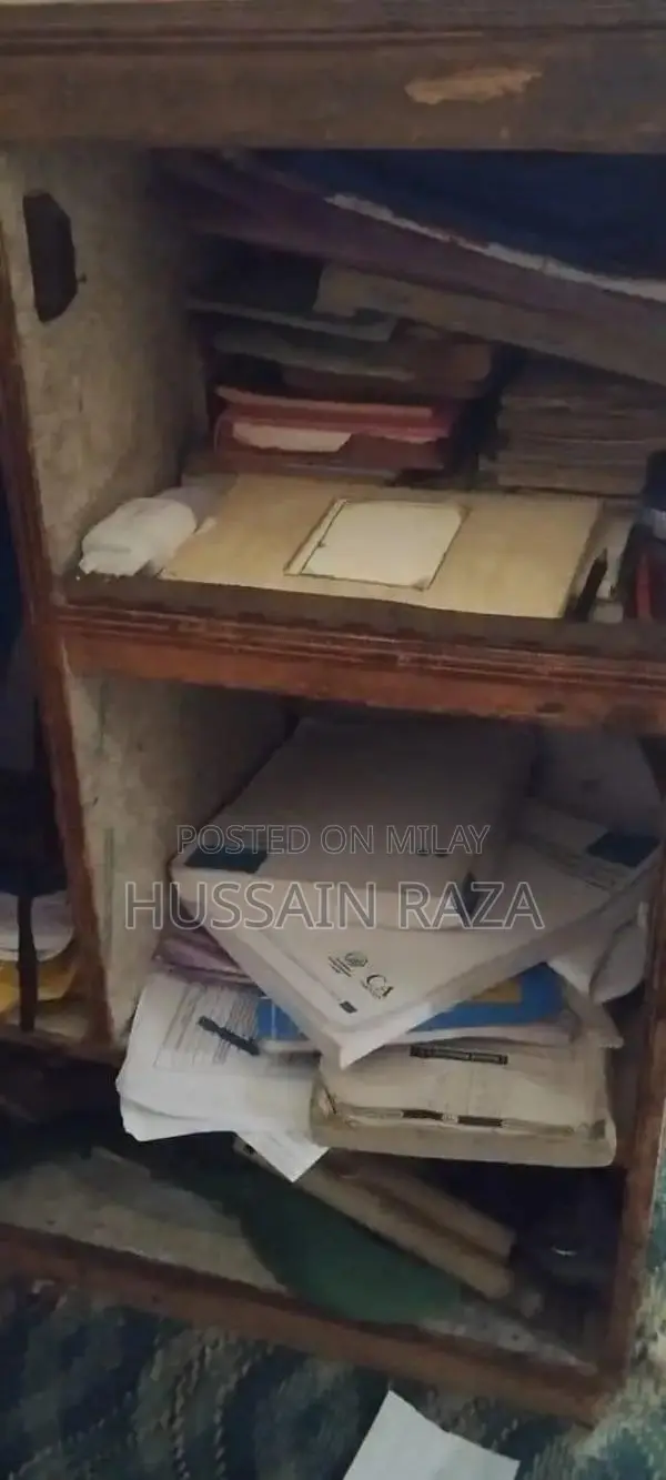 Modern Office Desk with Multiple Storage Compartments