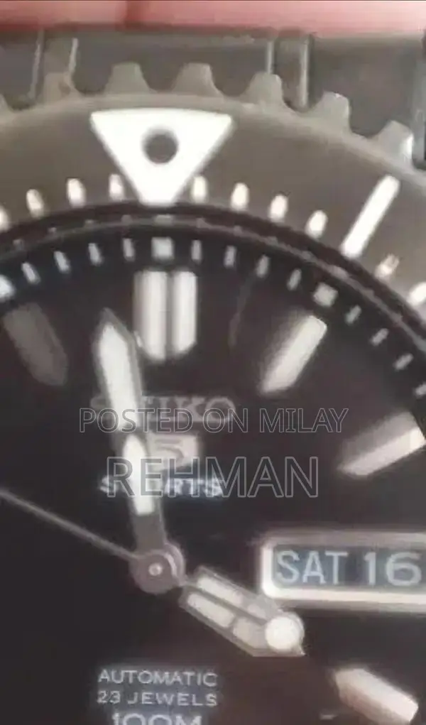 Seiko 5 Automatic Men's Sports Waterproof Watch - Black Design